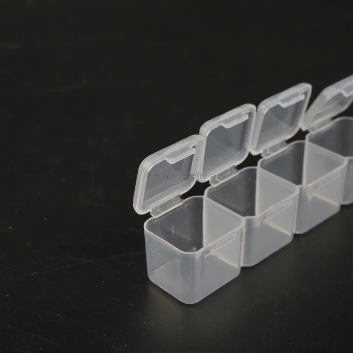 Контейнер для хранения на 56 ячеек, прозрачный