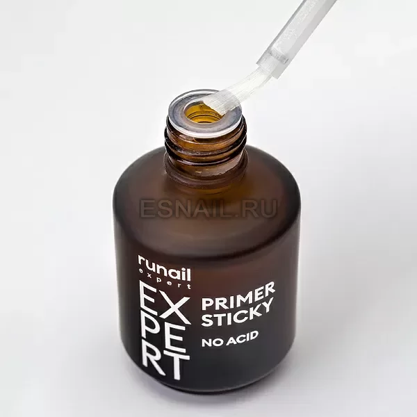 Праймер бескислотный с липким слоем Primer sticky Runail Expert №151, 15 мл. флакон