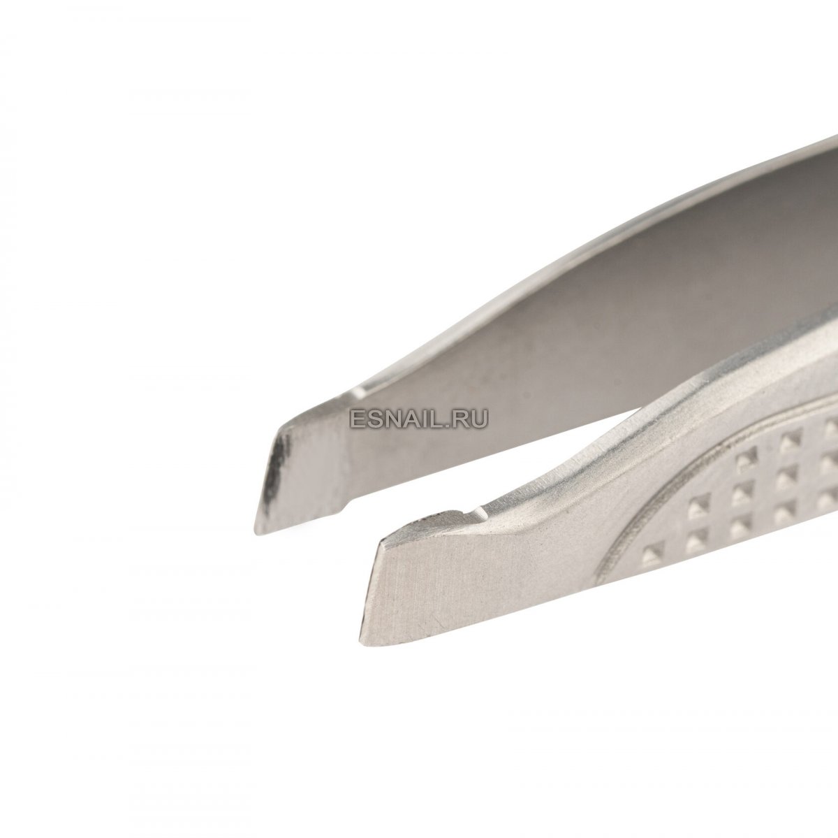 Nippon Nippers. Пинцет для бровей. Скошеный край. Длина 93 мм.